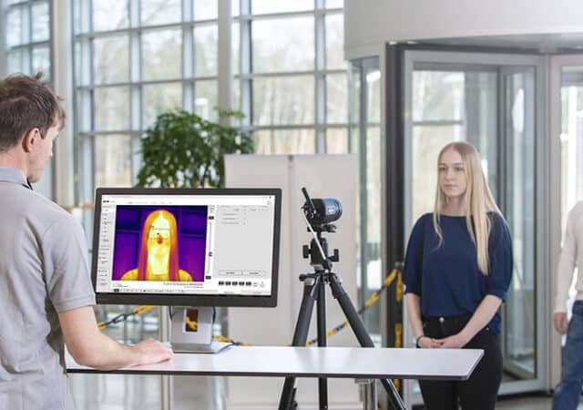 FLIR introduceert slimme warmtesensor voor industriële monitoring en screening van verhoogde huidtemperatuur 6