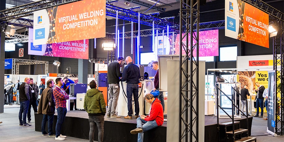 Laswereld weer enthousiast van de partij 2