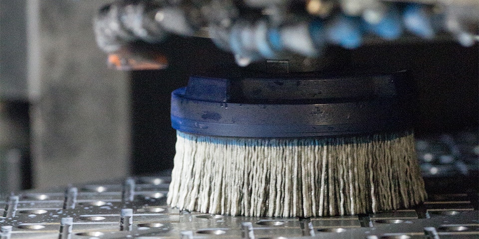 Nieuwe komborstels optimaliseren afwerkingskwaliteit en doorlooptijd