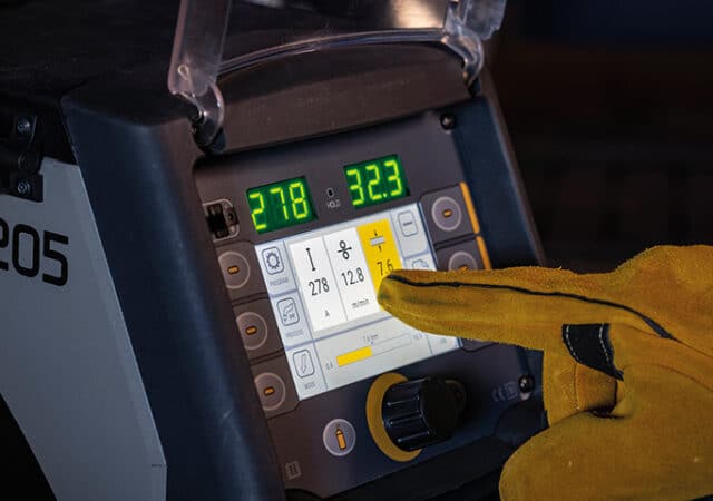 De eerste volledig digitale inverter voor een perfecte procesbeheersing 4