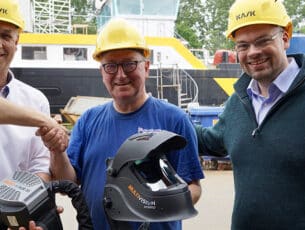 Lassers Groningse scheepswerf krijgen primeur van nieuwe lashelm 167