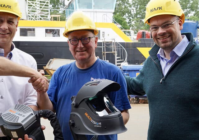 Lassers Groningse scheepswerf krijgen primeur van nieuwe lashelm 4