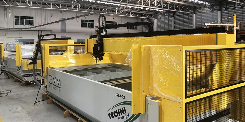 Brugzagen, polijstmachines én waterstraalsnijmachines: steeds een geschikte oplossing bij de hand