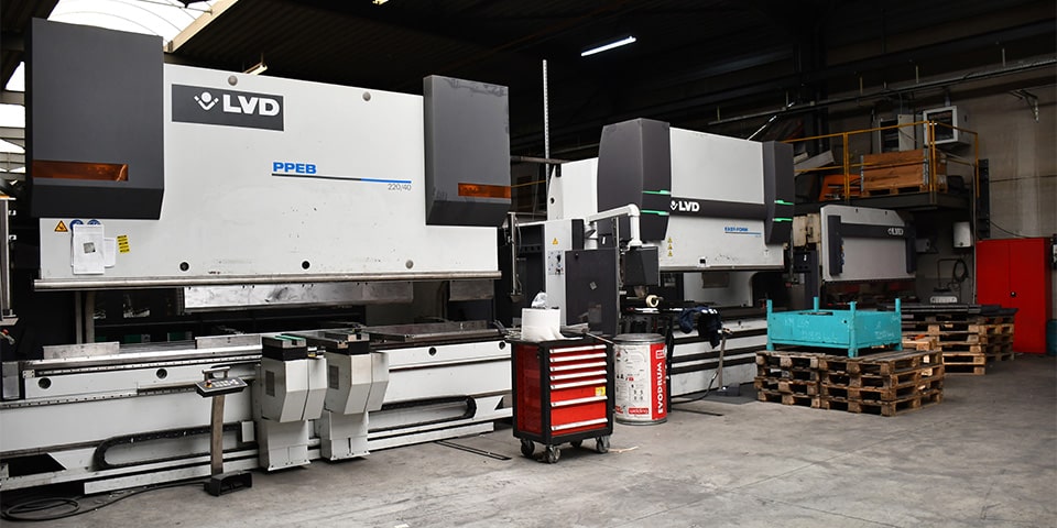 Nieuwe lasersnijmachine en plooibank zetten nieuwe standaard in productiviteit