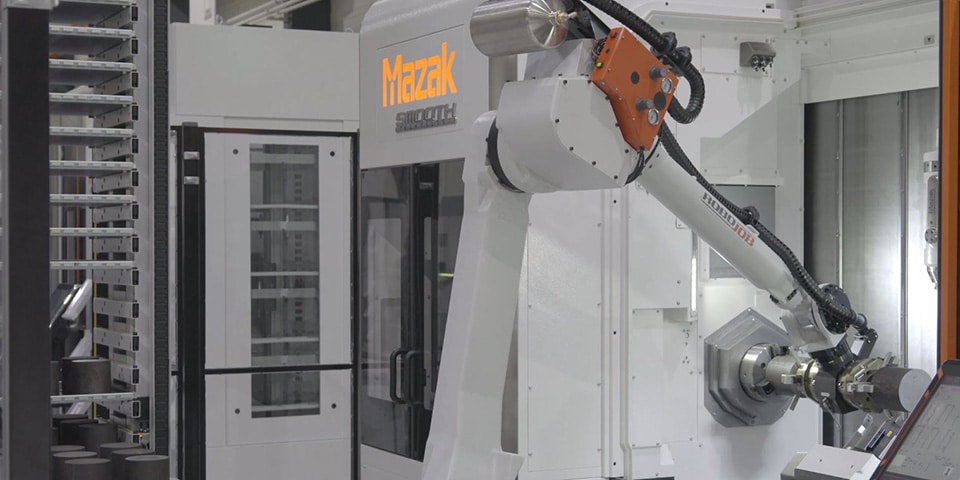 Robojob toont Tower Advanced bij open house Mazak