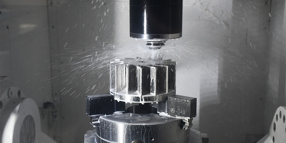 Set-up tijden geminimaliseerd dankzij komst compacte vijfasser