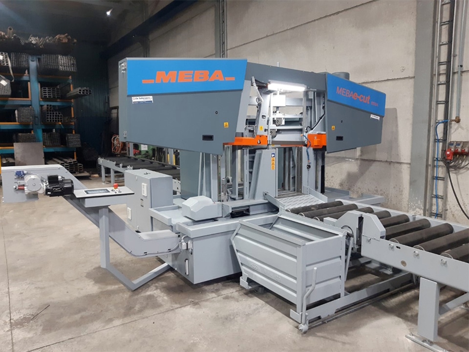 Volautomatische bandzaagmachine voor fabrikant aanhangwagens