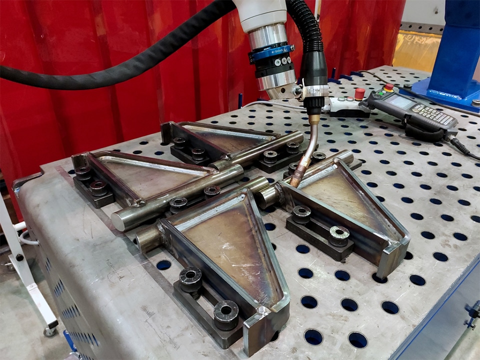 Automise integreert Yaskawa HC10 cobot met de functionaliteiten van een robot bij Nooteboom Trailers 2