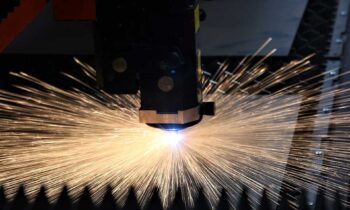 Specialist in industriële automatisering investeert in een ‘pre-owned’ en ‘refurbished’ lasersnijmachine 11