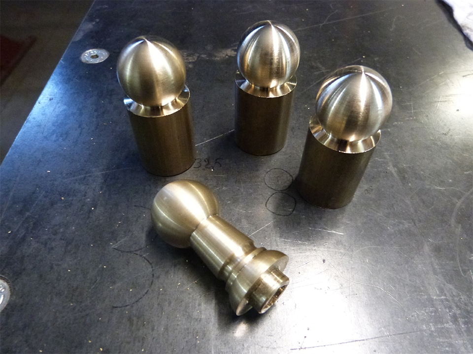 CNC-draaibank en ­freesmachine helpen bij restauratie oude ­metaalobjecten 1