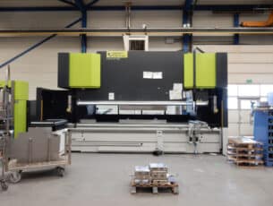 Investeren in de toekomst met geavanceerde machines 132
