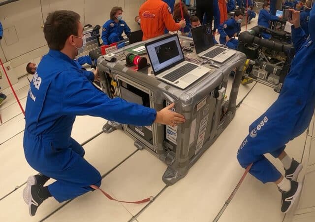 3D-printen in de ruimte: igus lineaire assen produceren reserveonderdelen bij gewichtsloosheid 6