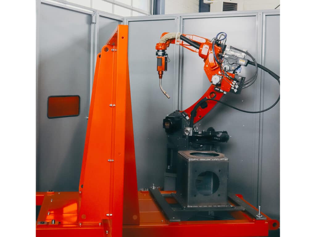 Tekort aan lassers oplossen met een lascobot of een lasrobot? 1