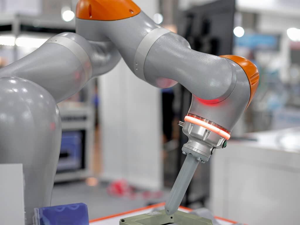 Wat cobots kunnen bijdragen aan metaalbewerking 3