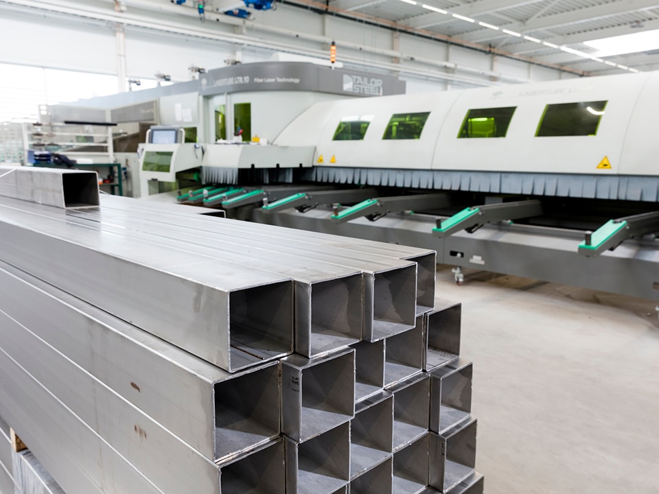 247TailorSteel - ‘One-Stop-Shop’ voor lasersnijden, buislasersnijden en plooien 2