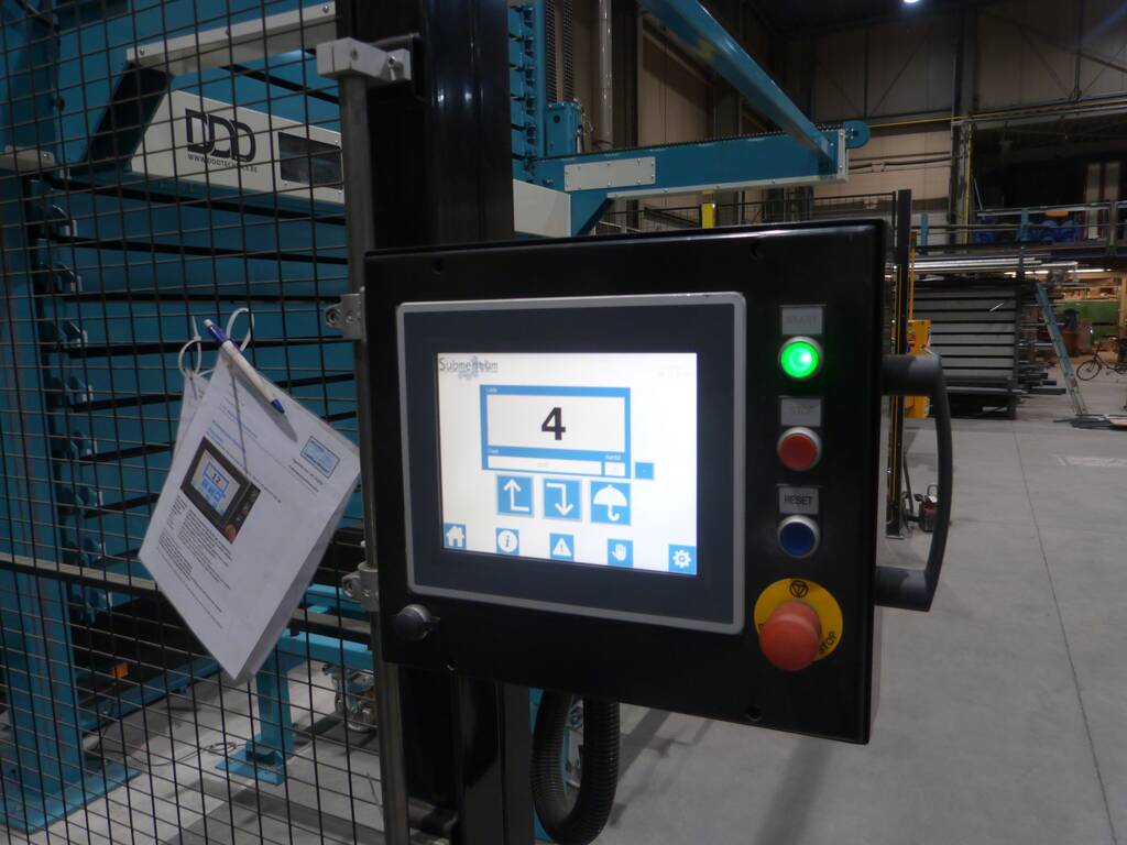 Platen en klein materiaal compact opslaan 3