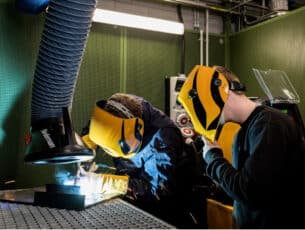 Lasrookafzuiging beschermt uw medewerkers, machines en producten 189