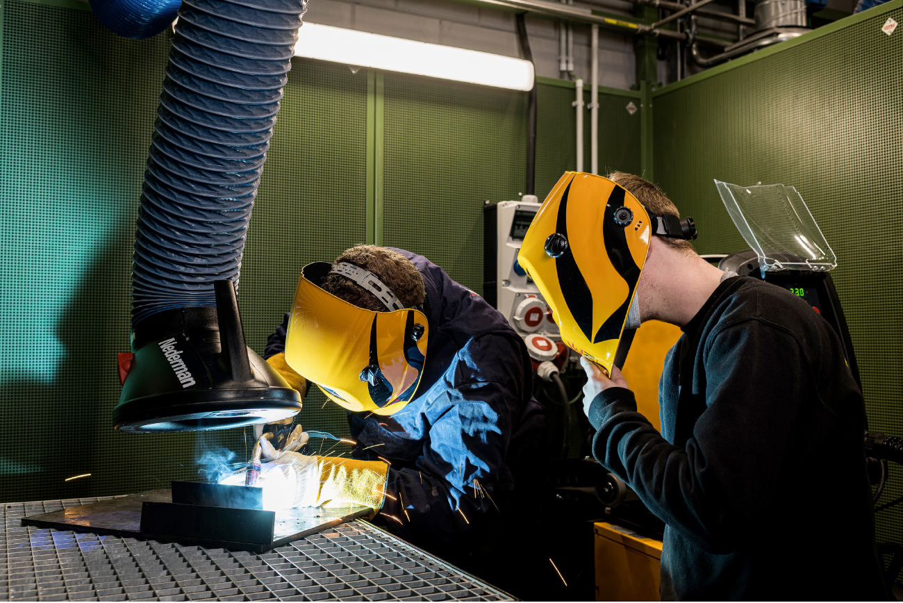 Lasrookafzuiging beschermt uw medewerkers, machines en producten 6