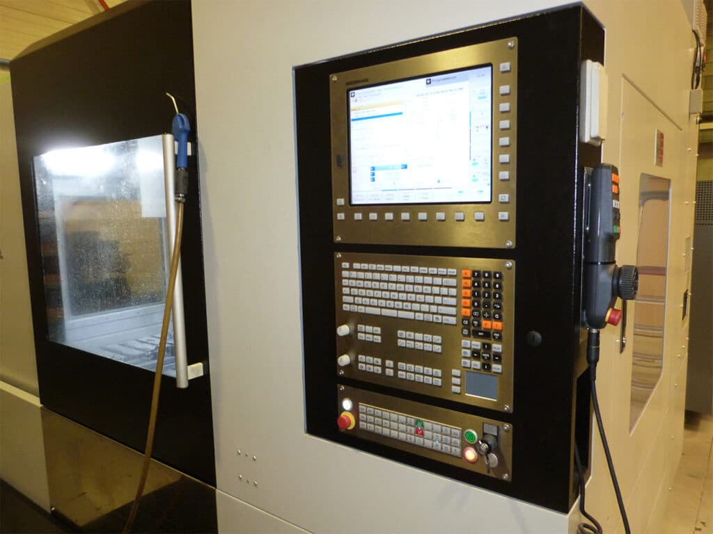 Nieuw bewerkingscentrum voor specialist in 3- en 4-assig frezen en draaien 4