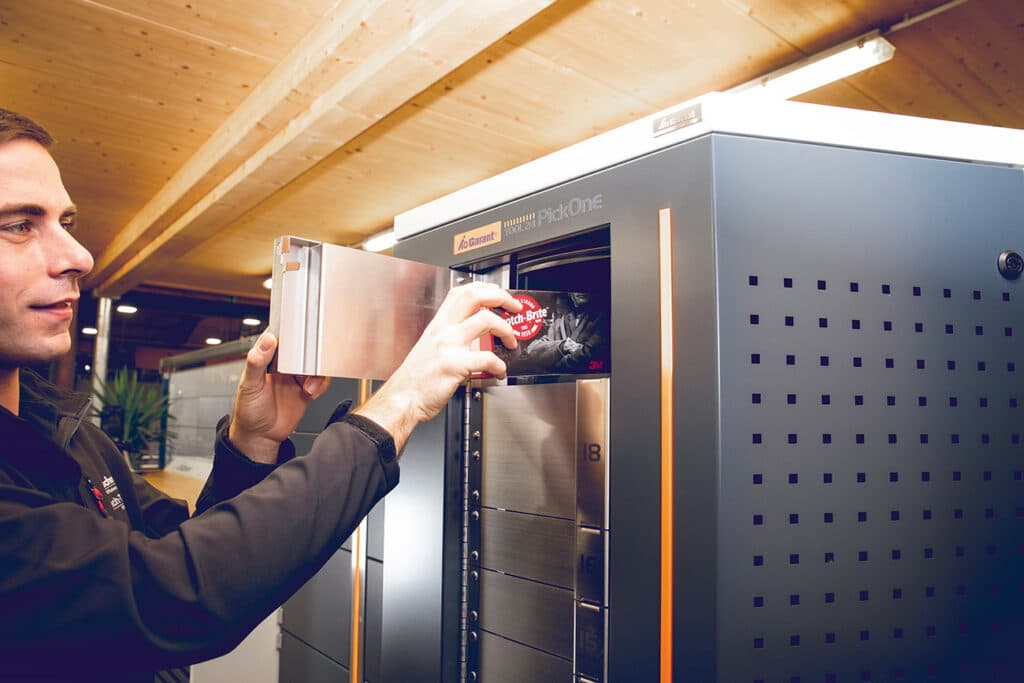 Eenvoudig en efficiënt voorraadbeheer met onze artikeluitgiftesystemen 1