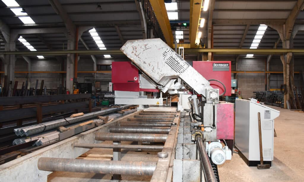 Nieuwe halfautomatische zaagmachine voor staalhandel 3
