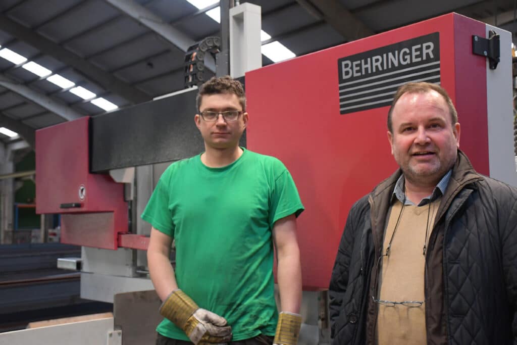 Nieuwe halfautomatische zaagmachine voor staalhandel