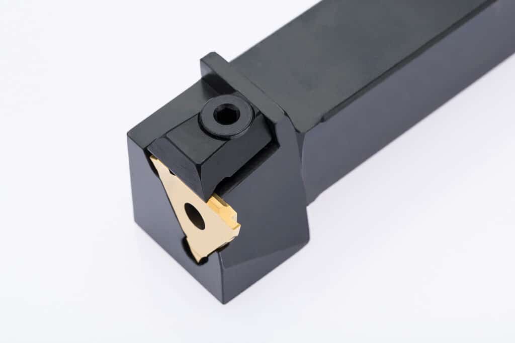 De norm in gereedschapstechnologie voor het maken van groeven 1