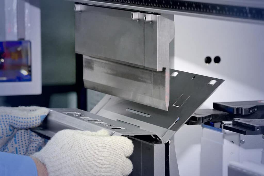 Hemming als nieuwe kantmogelijkheid bij 247TailorSteel
