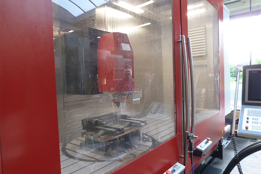 Specialist in draai- en freeswerk investeert in vijfassig CNC-bewerkingscentrum met zwenkbare freeskop 2