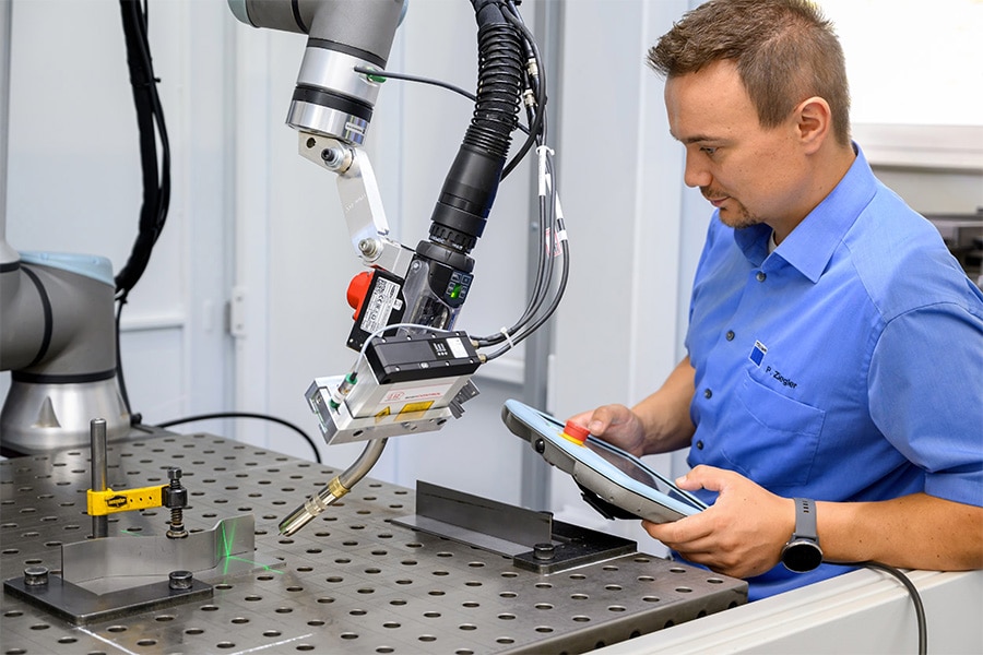 Slimme robot die zelf zijn laspad bepaalt 2