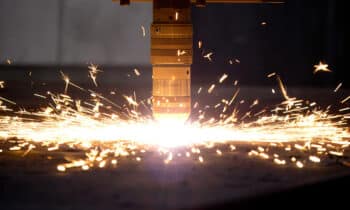Gereviseerde snijtafel uitgerust met nieuwste plasmatechnologie 5