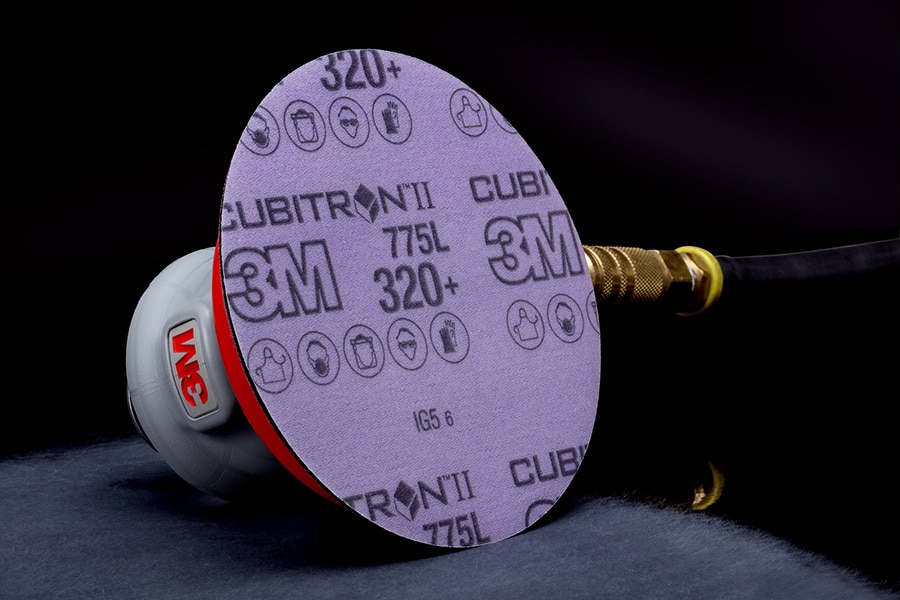 3M viert 10 jaar topkwaliteit met de 3M Xtract Cubitron II 775L Filmschijf  1