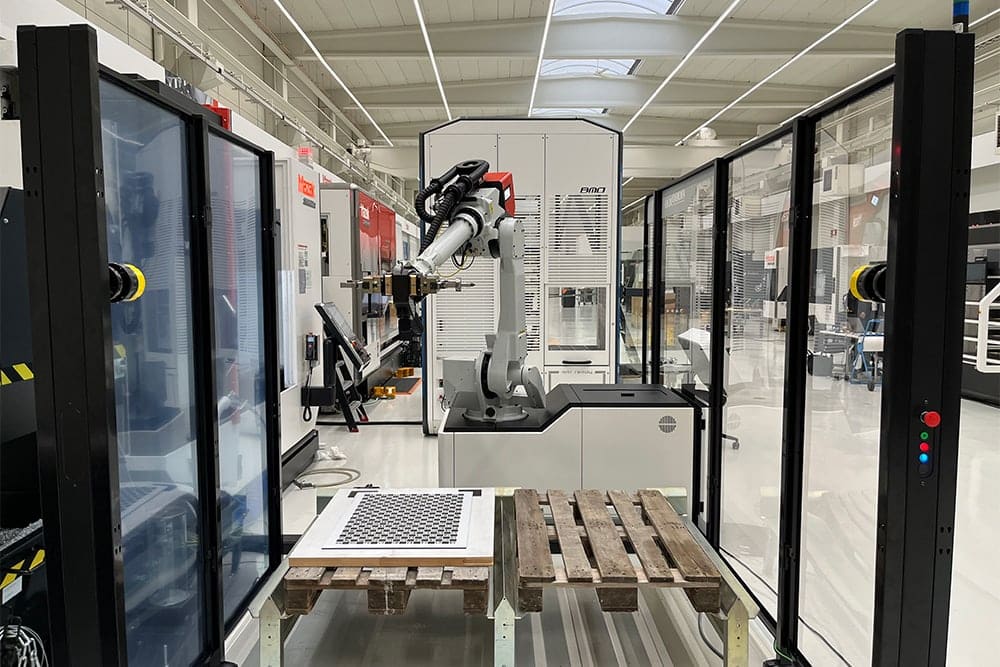 RoboJob toont innovatieve visietechnologie in primeur bij Mazak