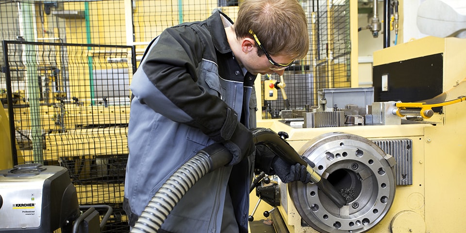 Kärcher toont assortiment industriezuigers op Machineering