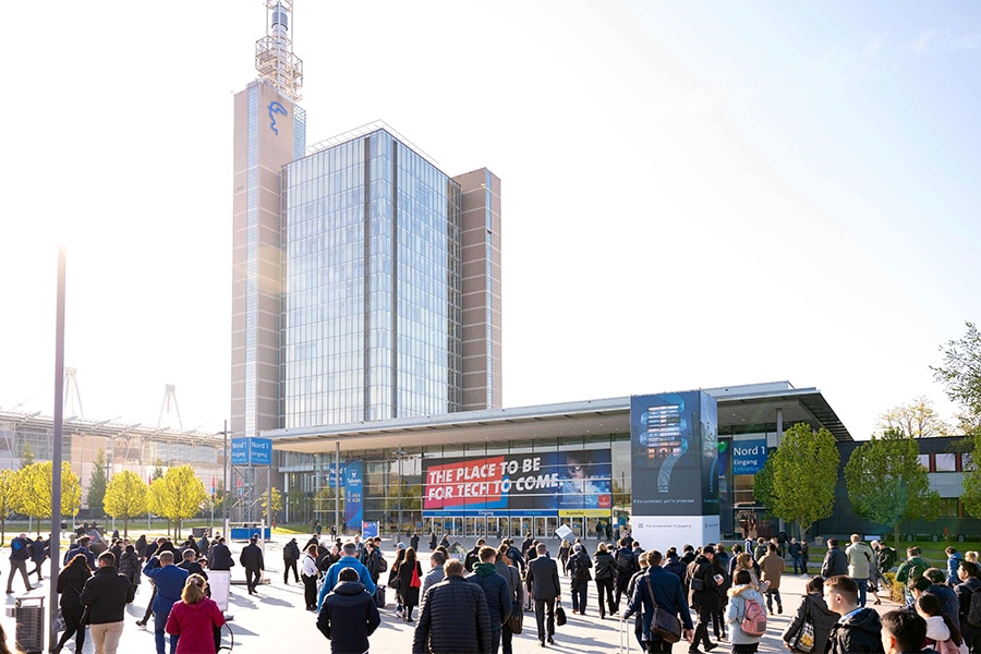 AI, digitalisering en duurzameenergie zijn drijvende krachtenachter de industriële transformatie 12