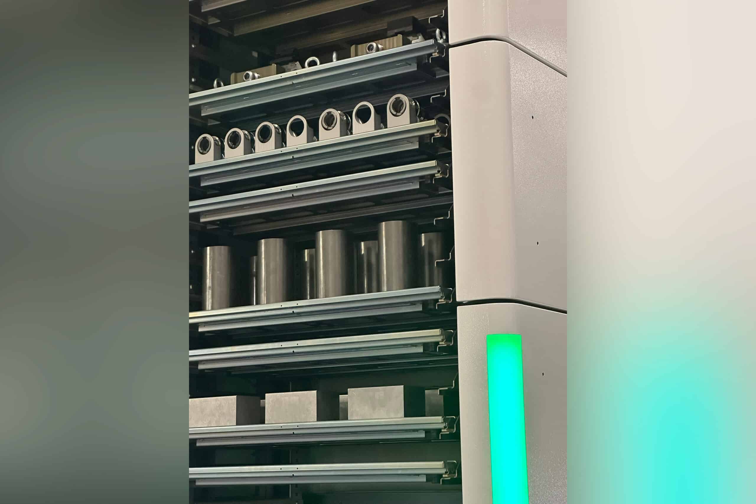 RoboJob lanceert volledig nieuwe tower op emo hannover 10
