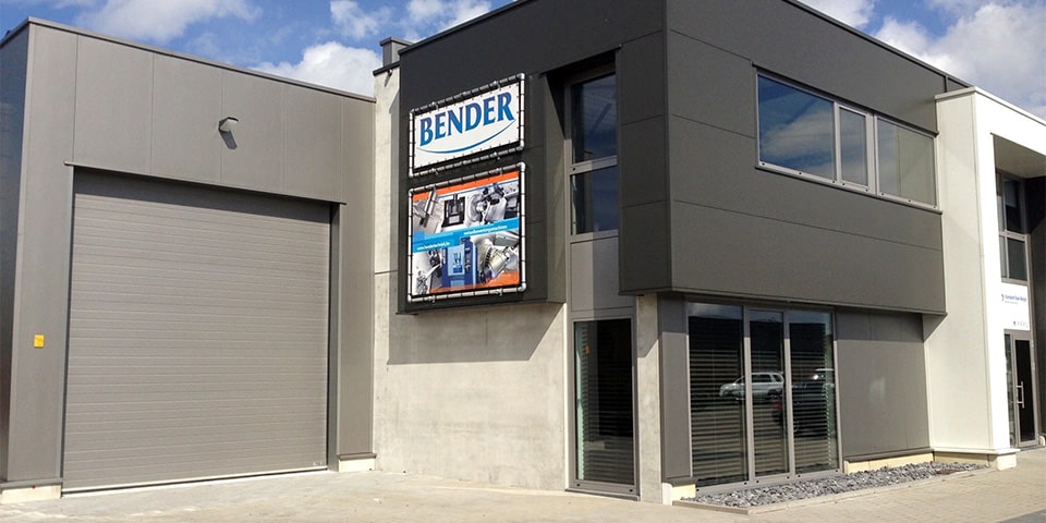 Verspanende machines op maat van elk metaal- en kunststofverwerkend bedrijf