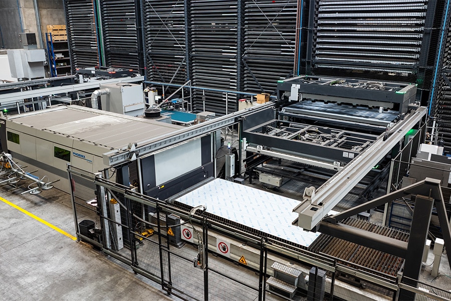 De kracht van stockeren in de hoogte, automatische belading en snelwisselstations 3