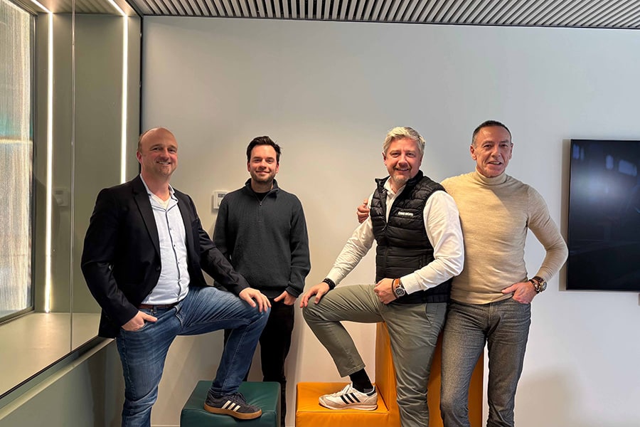 Louwers Mediagroep - Métallurgie