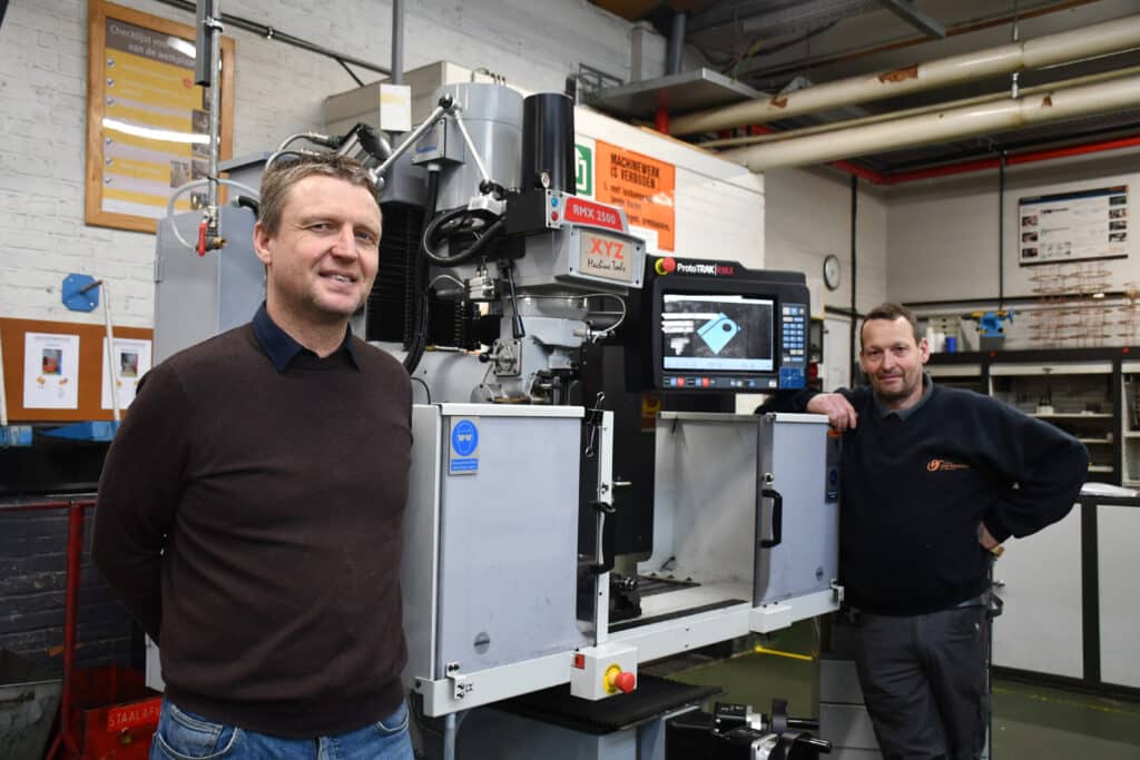 Nieuwe conventionele torenfreesmachines voor provinciaal onderwijs 2