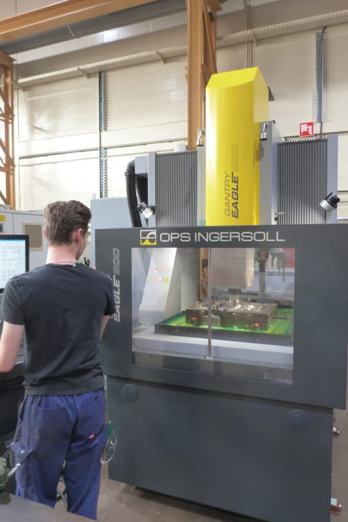 Matrijzenmaker investeert bewust in hoogwaardige zinkvonktechnologie 1