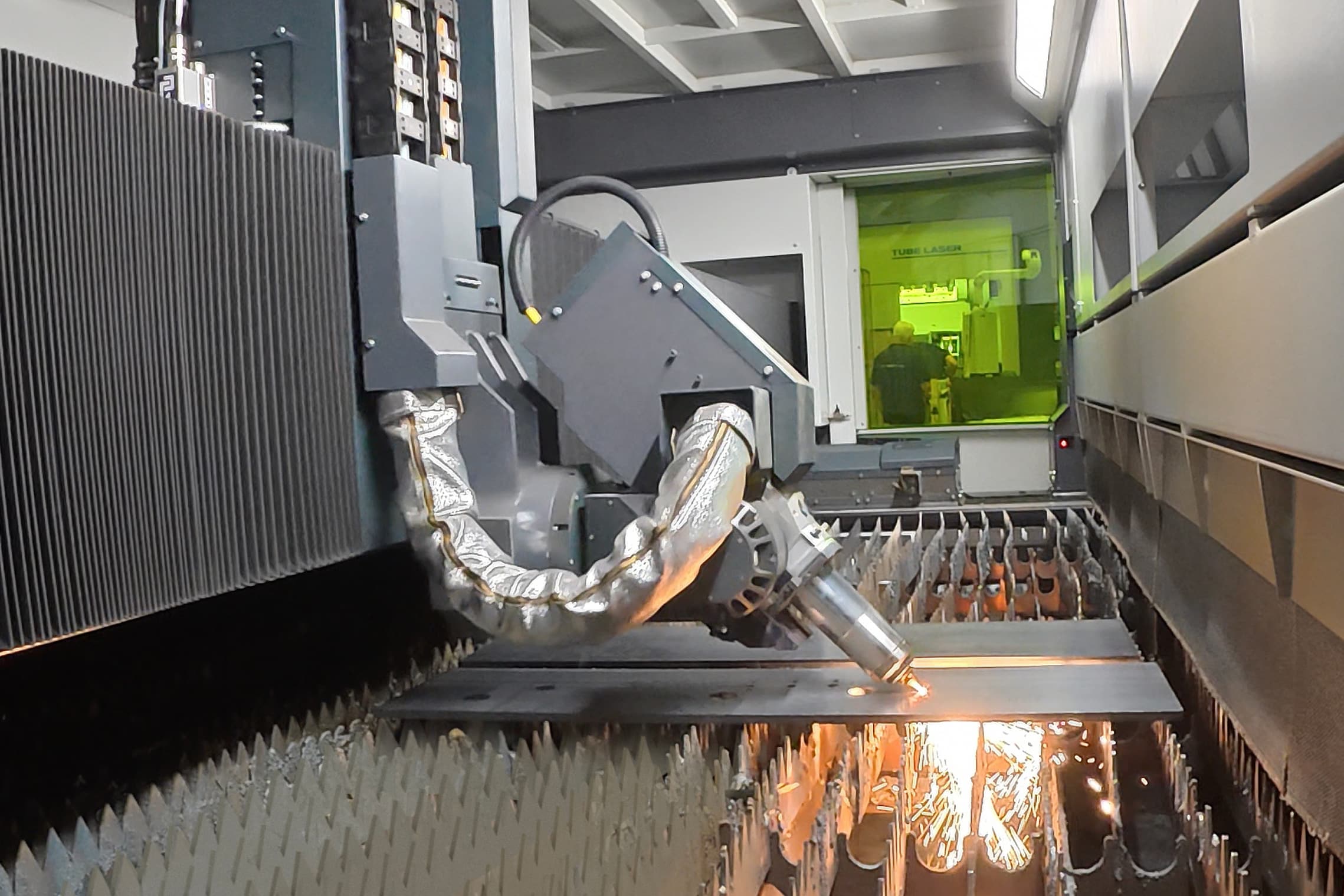 Machinebouwer focust op slimme productie in plaatbewerking 4